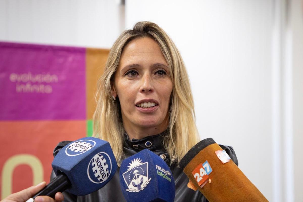 conf prensa-subsetur nqn-fncp25-abr25-8